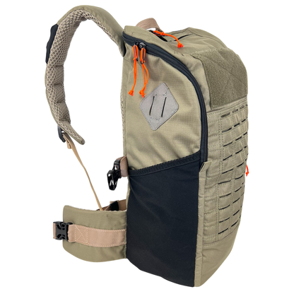 Axis Adventure Day Pack 20l