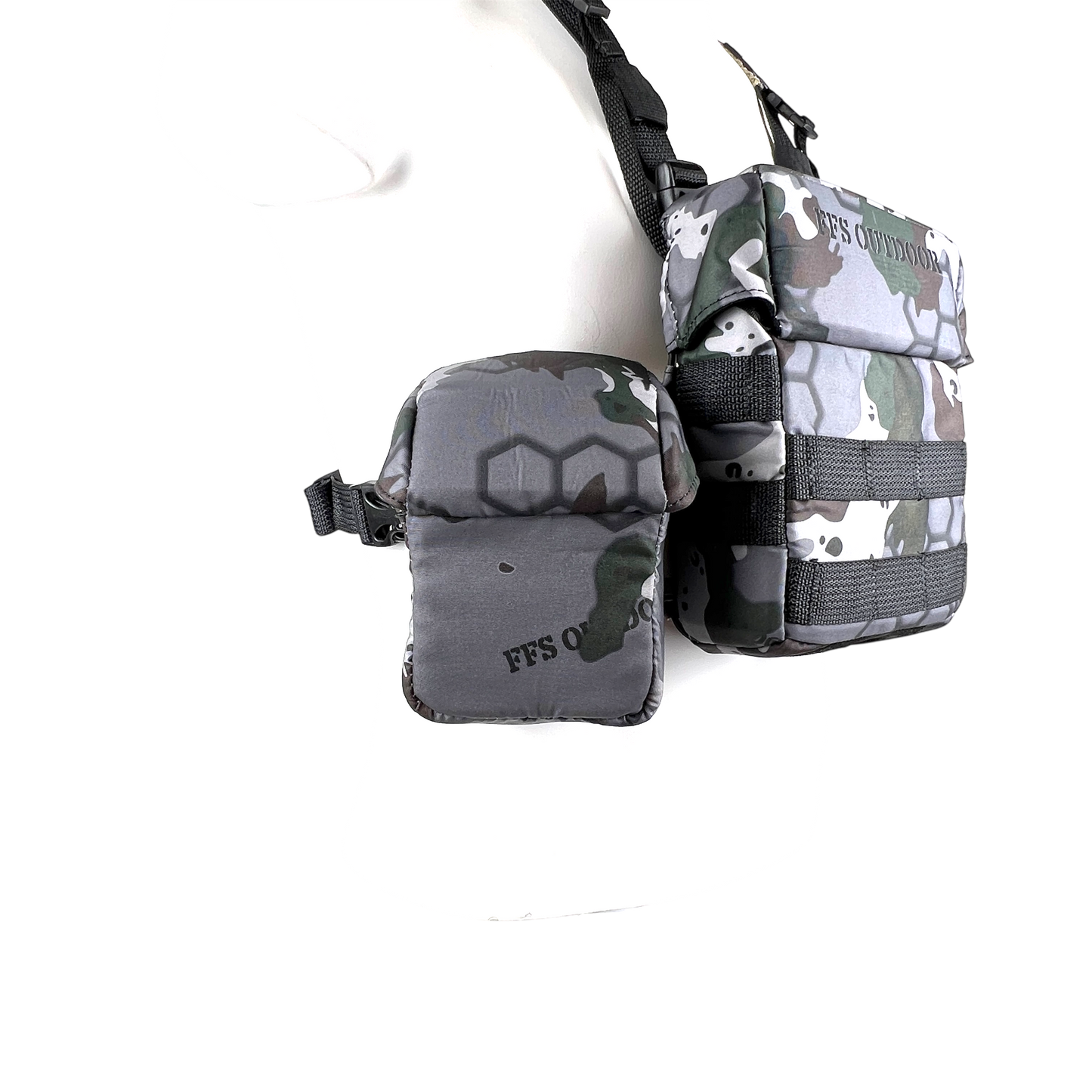 Range finder pouch V2