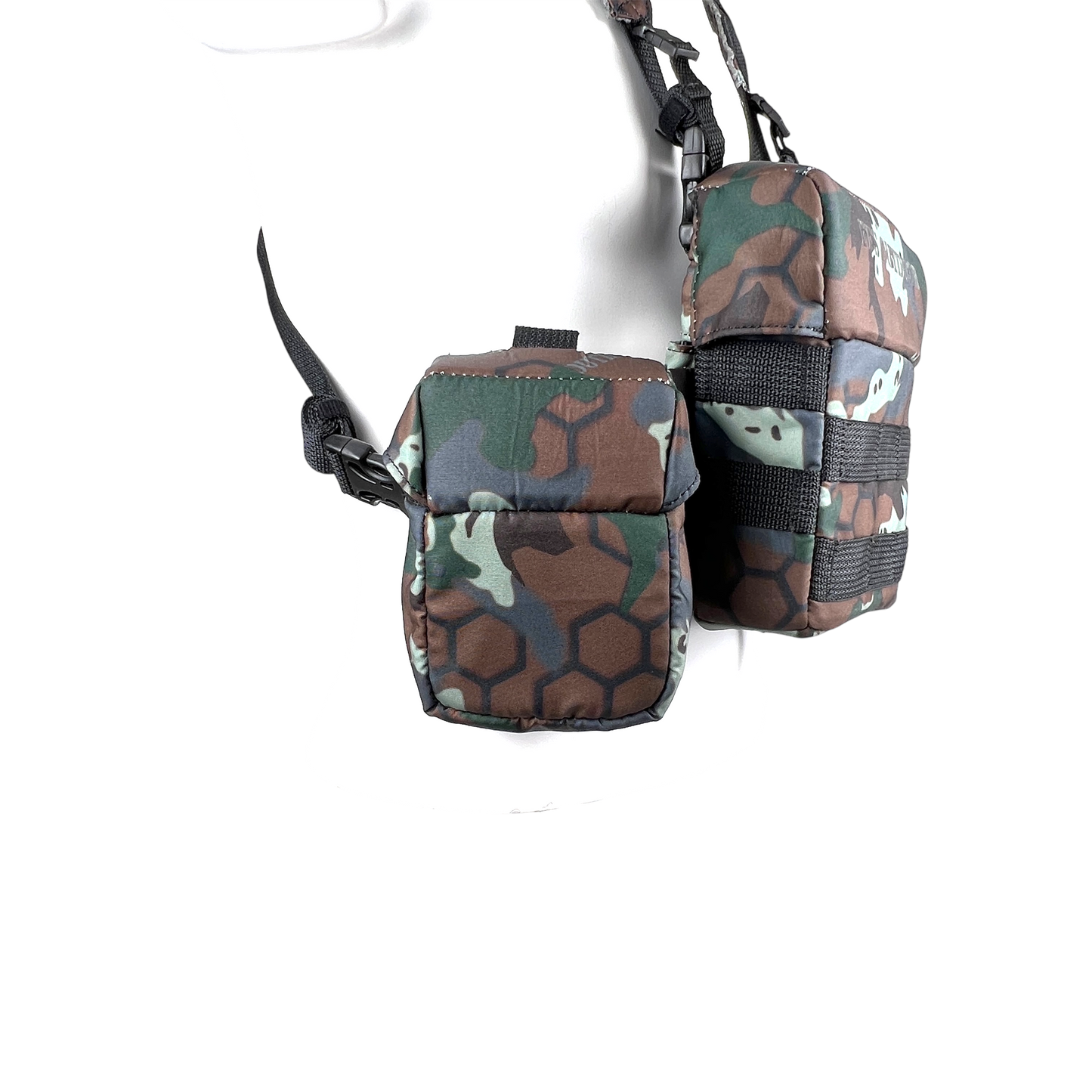Range finder pouch V2